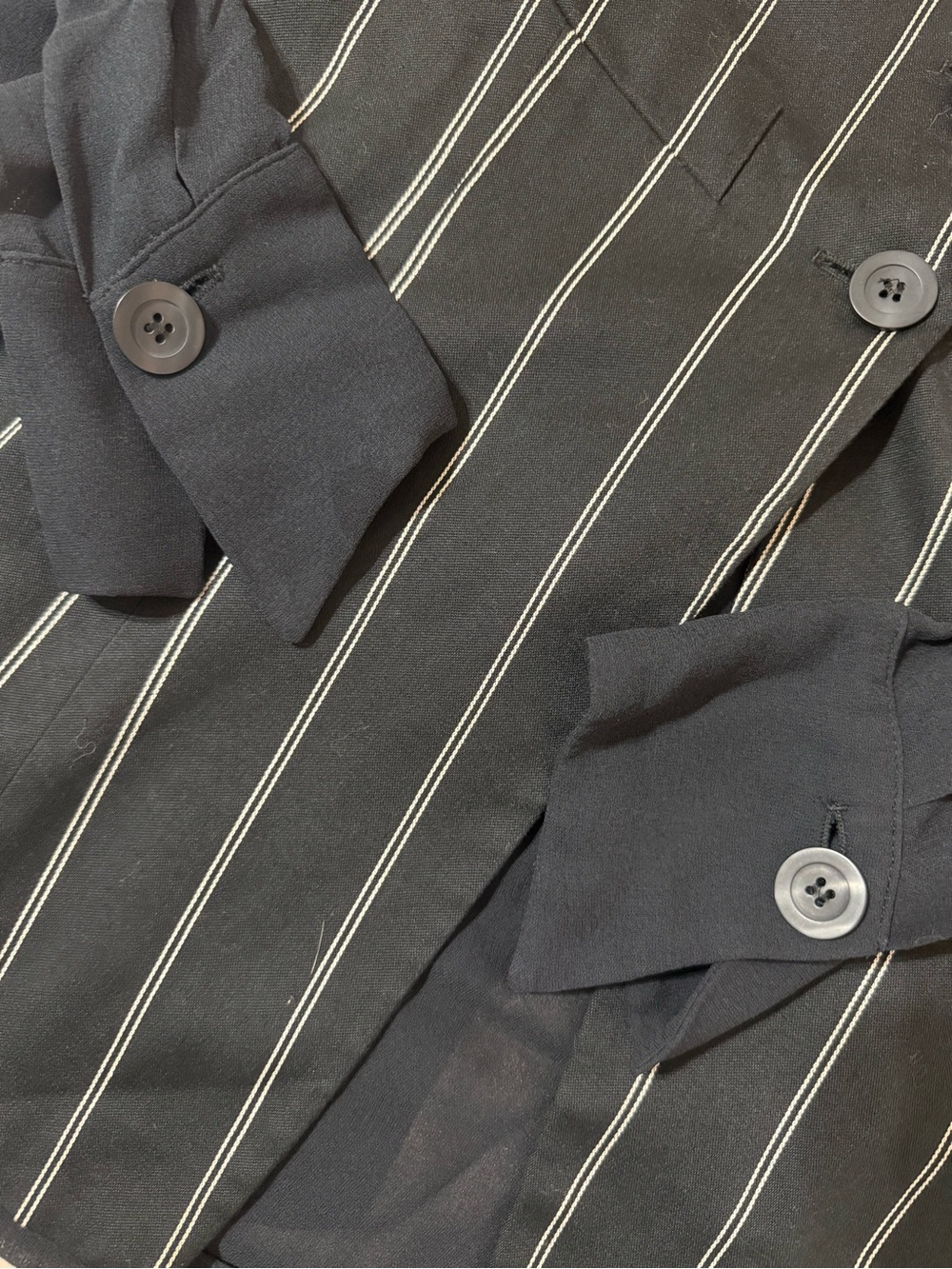Vintage Byblos Made in Italy Black Pinstripe Blazer - Picture 4 of 8